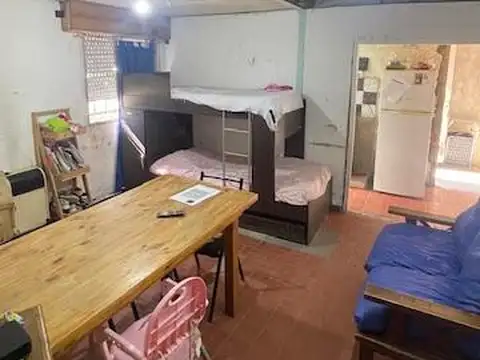 Casa 3 ambientes con 1 baño