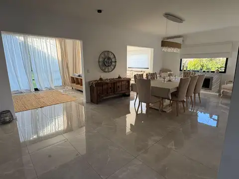 Casa venta - Barrio San Matias - 7 Ambientes