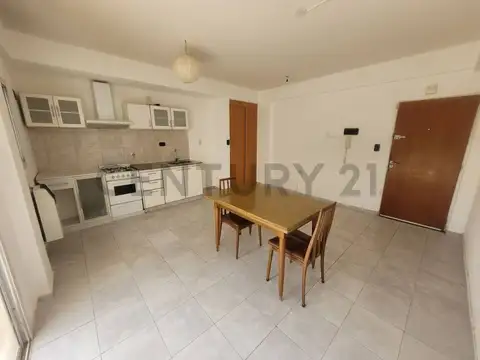 42 Entre 17 y 18 , Piso 0