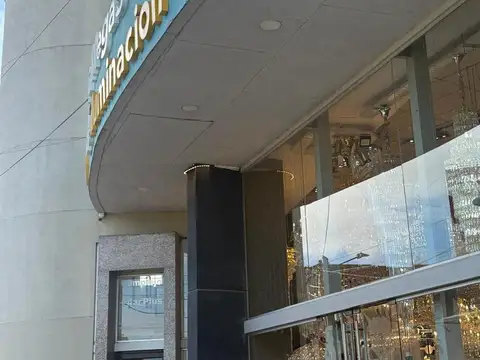 Edificio Comercial en Venta en Pilar