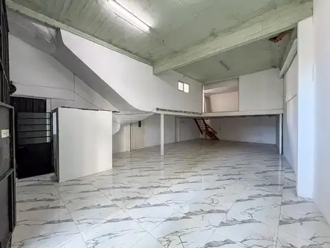 Alquiler Local/Deposito. Rodriguez y 9 de Julio. Lourdes. Rosario.
