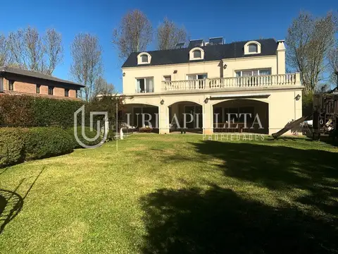 Casa en Venta en Ayres De Pilar, Countries y Barrios Cerrados en Pilar