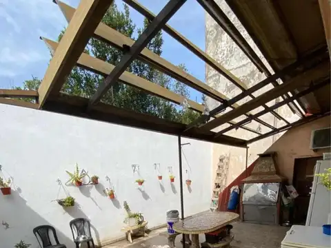 Depto Tipo Casa en Venta de 6 ambientes
