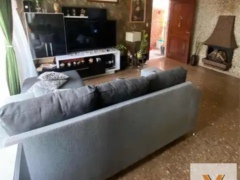 Depto Tipo Casa en Venta de 5 dormitorios