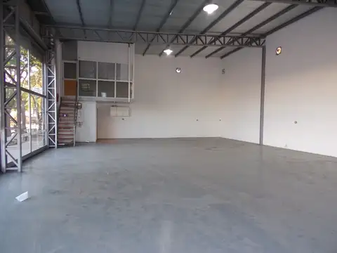 Local Comercial en Venta Uriburu y Av Francia