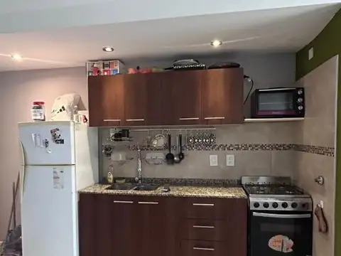 42 E/24 Y 25