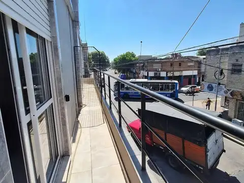 Oficina Monoambiente con 6 baños
