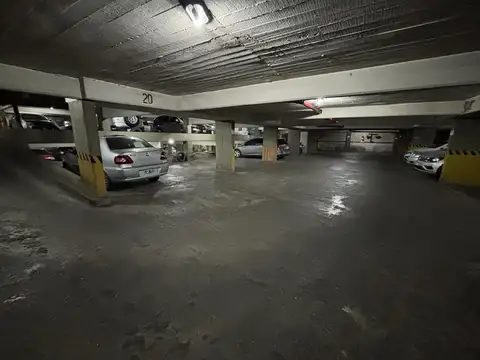 Cochera cubierta - Avenida Maipú 3500 - Olivos - Vicente López