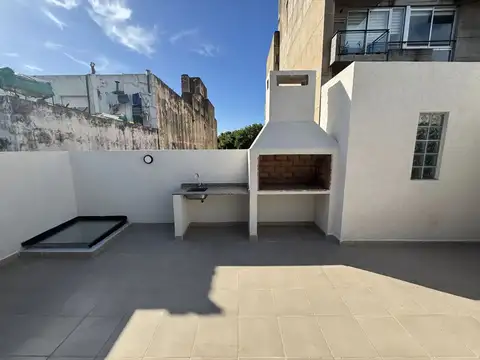 Depto Tipo Casa 4 ambientes con 2 baños