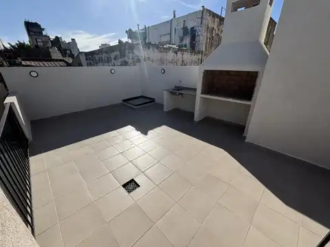Depto Tipo Casa en Venta de 4 ambientes