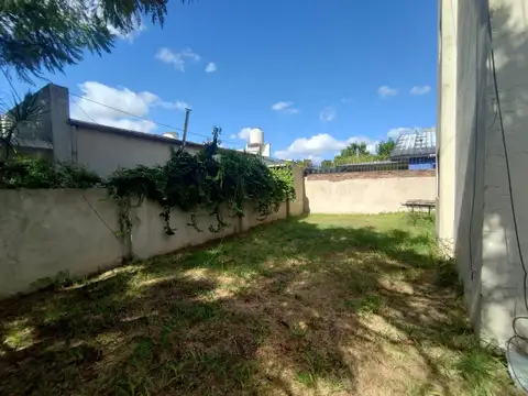 Depto Tipo Casa en Venta de 5 ambientes