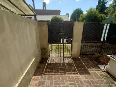Depto Tipo Casa en Venta de 4 dormitorios