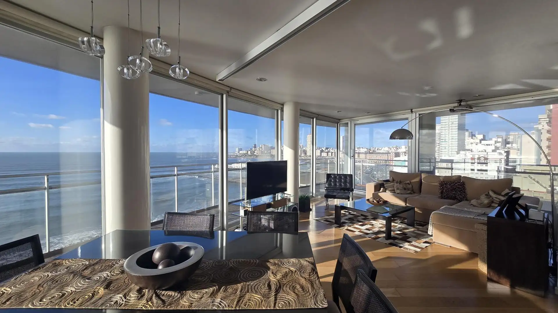 VENTA PENTHOUSE 4 AMB. TERRAZA PROPIA. COCHERA . VISTA PANORAMICA AL MAR