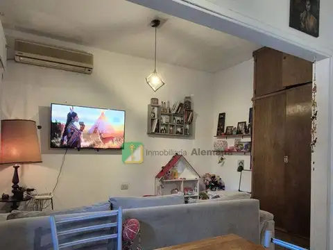 Casa 3 ambientes con 2 baños