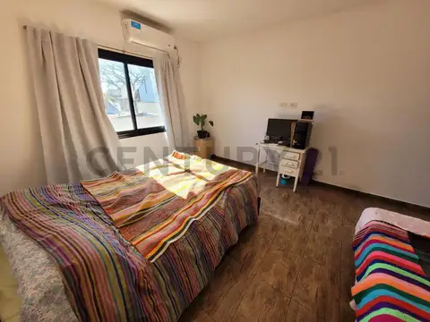 Departamento de 1 dormitorio en Venta en Los Hornos