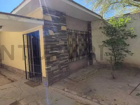 Venta de Casa a Reciclar  – Ciudad de Mendoza