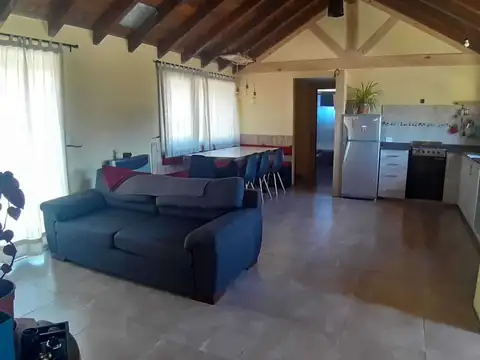 Casa en Alquiler de 3 dormitorios