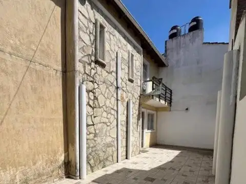 Avenida Costanera e/ 84 y 86