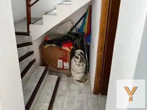 Depto Tipo Casa en Venta 15 años