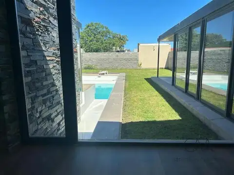 Casa en Venta en Constitución, USD 310.000
