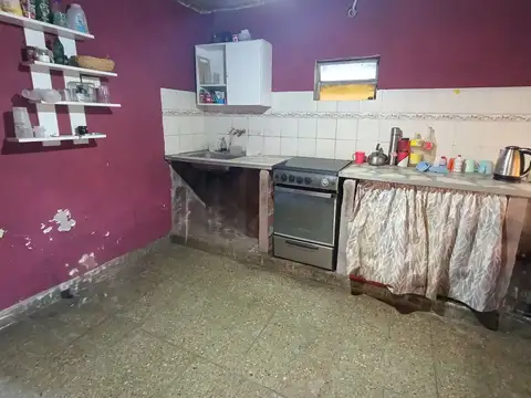 Casa en venta 5 ambientes en Merlo multifamiliar