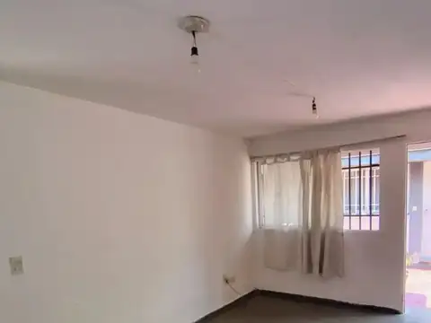 Departamento en Alquiler en Godoy Cruz, $ 550.000