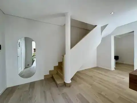 Depto Tipo Casa en Venta de 3 dormitorios