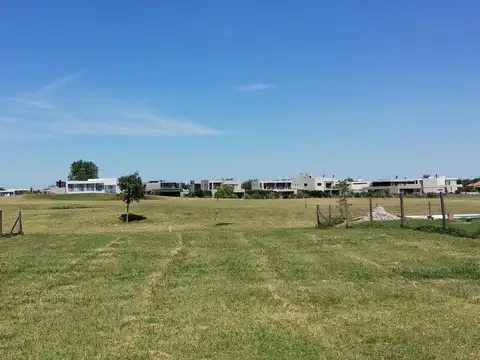 OPORTUNIDAD!!! Hermoso lote en Venta, 900m2, en Barrio Golf, el Cantón, Escobar, GBA Norte