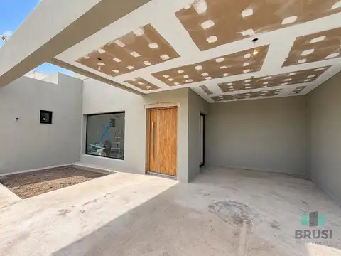 CASA EN VENTA A ESTRENAR EN HORIZONTES AL SUR - 4 AMBIENTES
