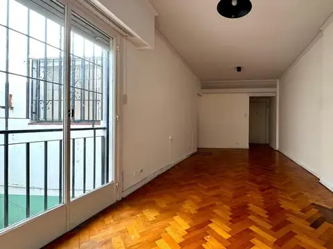 José Hernández 2400