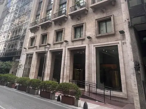 Oficina 620m2 más cochera