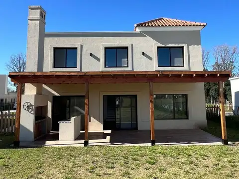 Leandro Niceforo Alem 3300