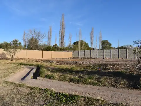 Terreno en Venta 28  mts Fondo