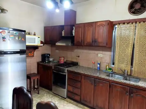 Depto Tipo Casa en Venta de 4 ambientes
