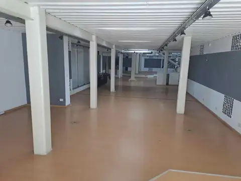 Local en Venta en Retiro, USD 440.000