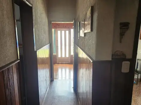 Casa tipo PH, 4 ambientes, venta. Apto credito