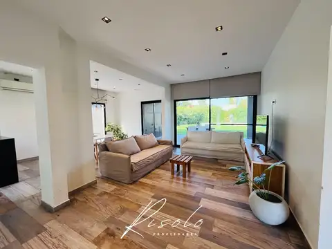Casa en Alquiler de 3 dormitorios