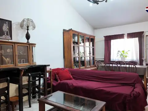 VENTA CASA 4 AMB C/ COCHERA FINANCIADO BERAZATEGUI