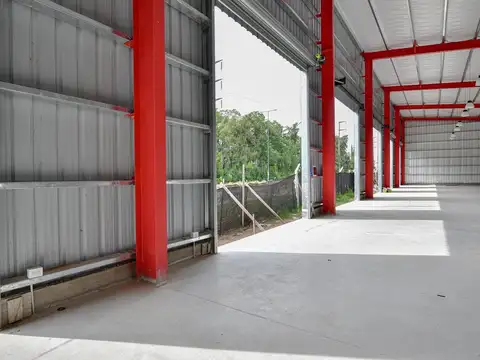 GALPON  DIVISIBLE/ LOCALES A LA ENTA EN LA PLATA