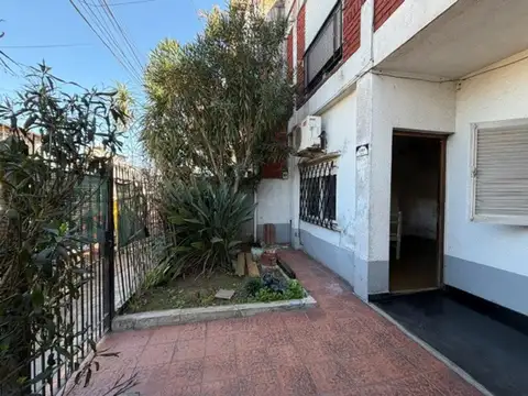 Luis María Campos 1300
