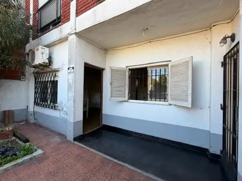 Casa multifamiliar a la venta en Don Torcuato