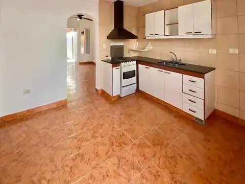 Depto Tipo Casa 2 ambientes con 1 baño