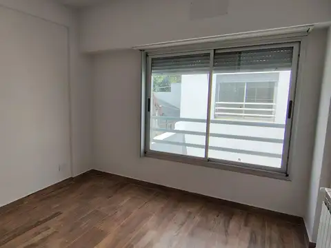 Depto Tipo Casa 2 ambientes con 2 baños