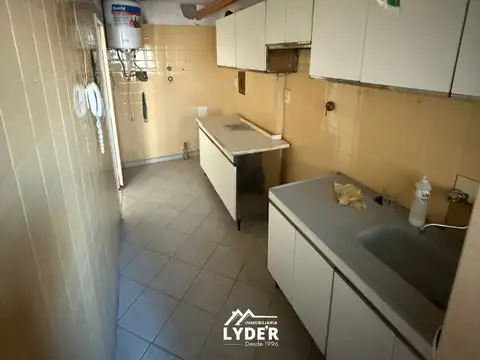 Departamento en alquiler de 2 dormitorios. Colón 66