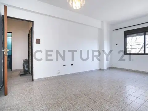 43 e 3 y 4 400, Piso 1