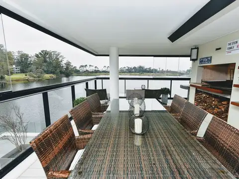 Departamento en Venta de 9 ambientes