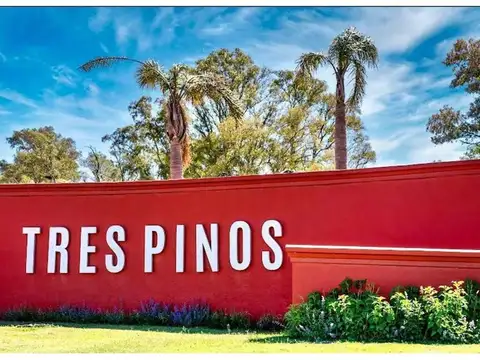 TRES PINOS