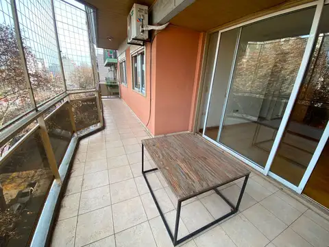 ALMAGRO-ALQUILER 4 AMB AL FRENTE-BALCON-COCHERA