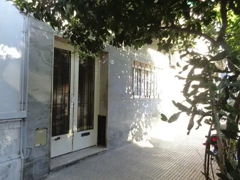 3 AMBIENTES PH EXCELENTE ESTADO DISEÑADO POR ARQUITECTOS