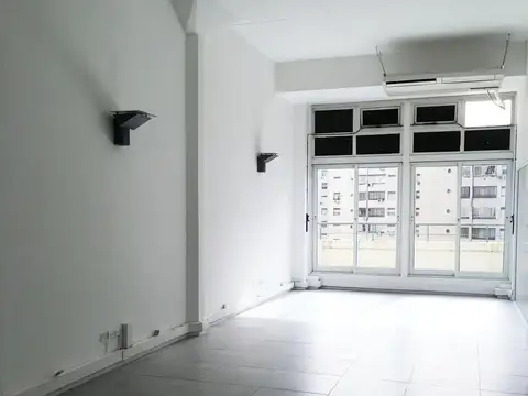 Oficina en venta - 2 Ambientes 2 Baños - Colegiales